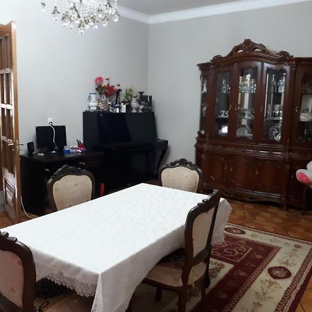 Apartment Lia Batumi Luaran gambar