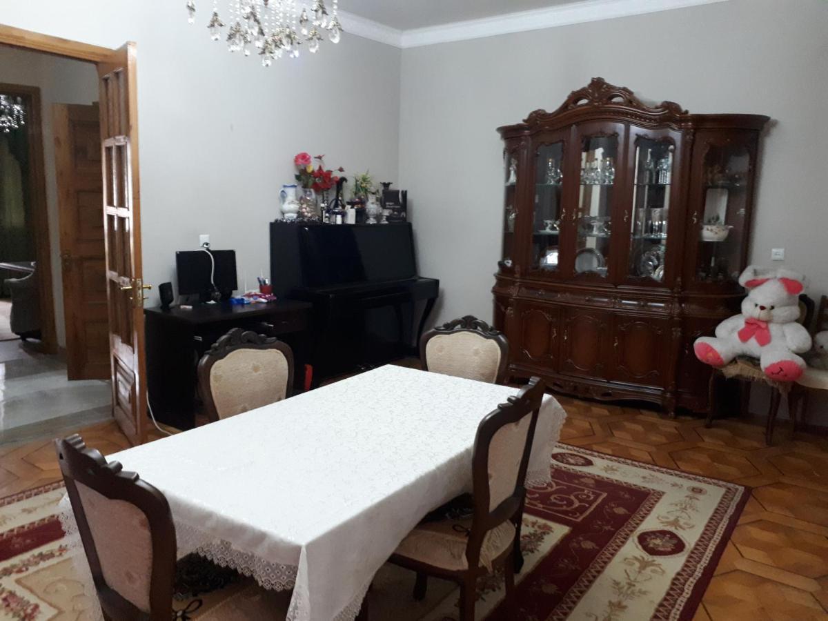 Apartment Lia Batumi Luaran gambar