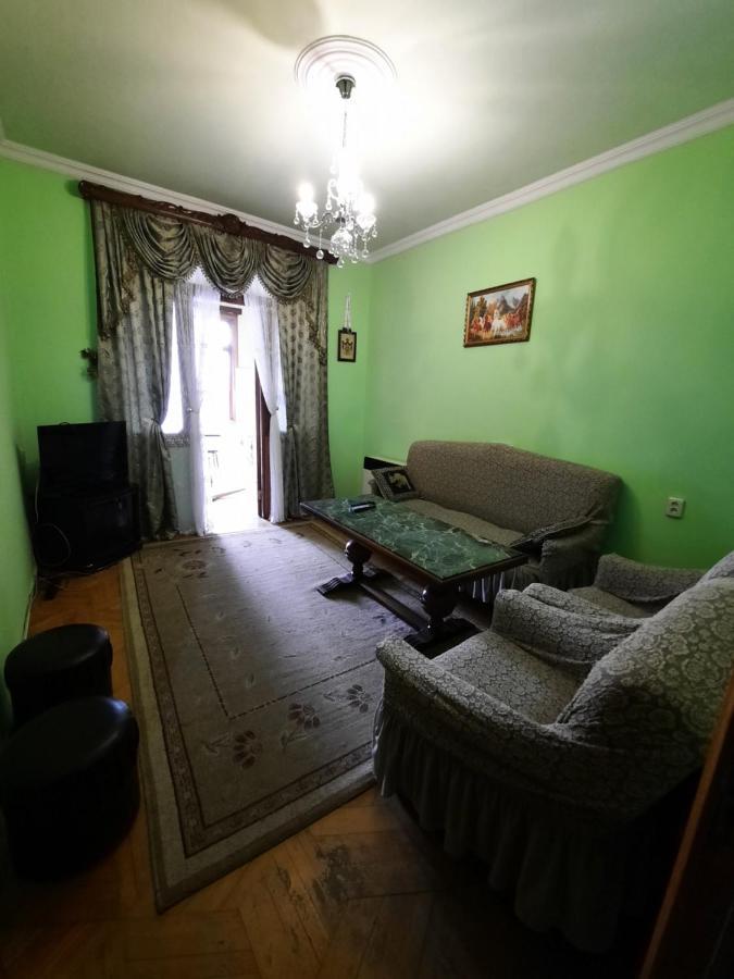 Apartment Lia Batumi Luaran gambar