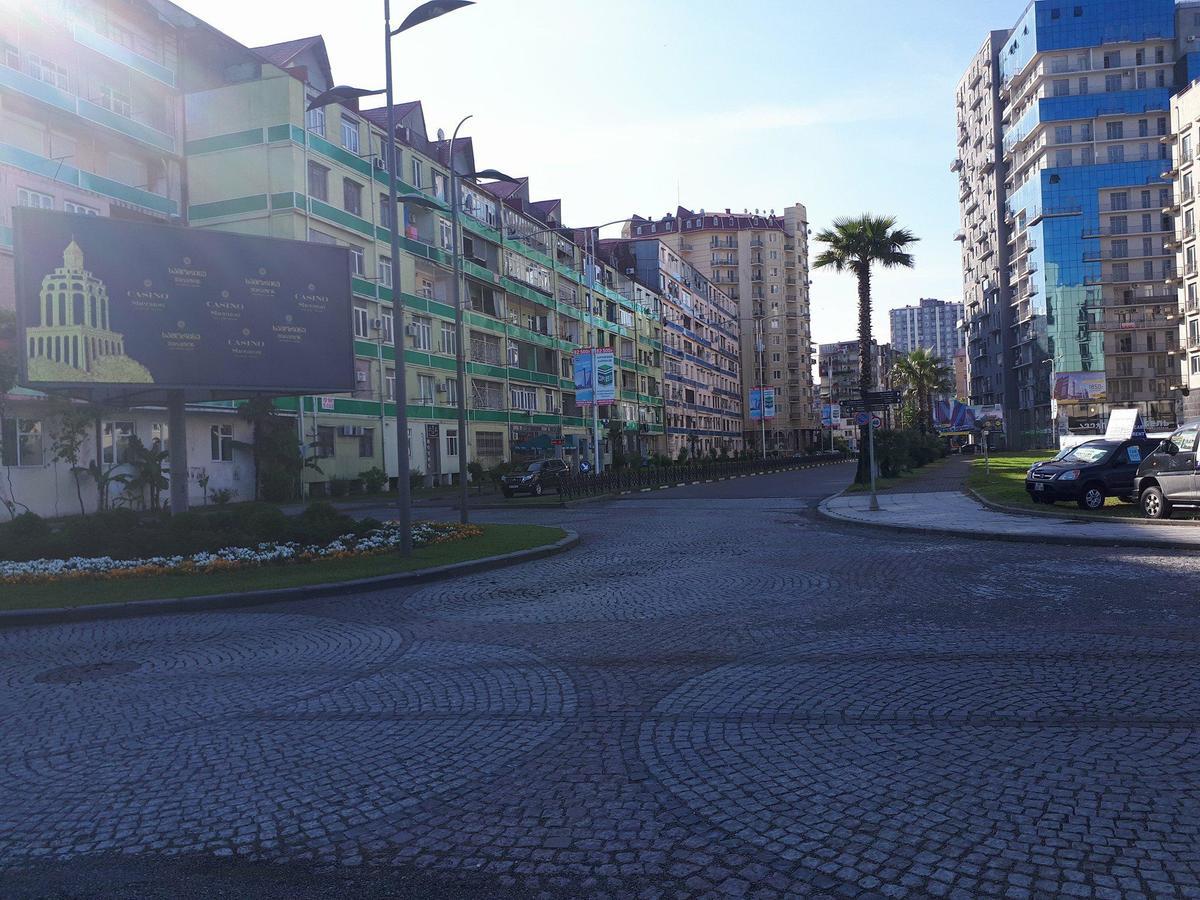 Apartment Lia Batumi Luaran gambar